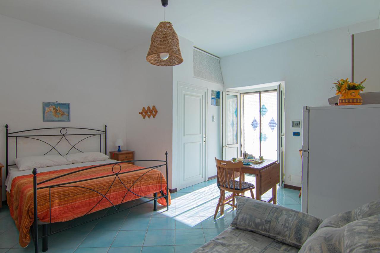 Ponza Holiday Homes - Santa Maria Ngoại thất bức ảnh