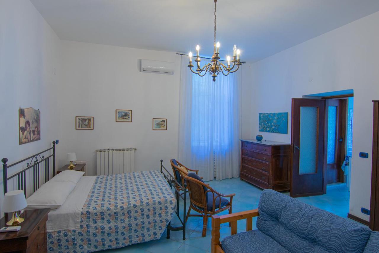 Ponza Holiday Homes - Santa Maria Ngoại thất bức ảnh